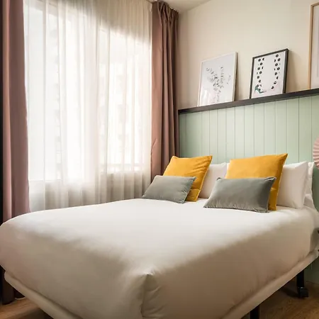 Bypillow Irala 호텔