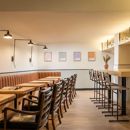 Bypillow Irala Hotel