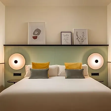 Hotel Bypillow Irala 2*