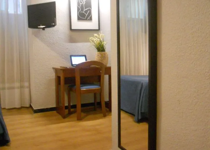 Hotel Bypillow Irala Bilbao