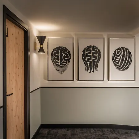 Bypillow Irala 酒店